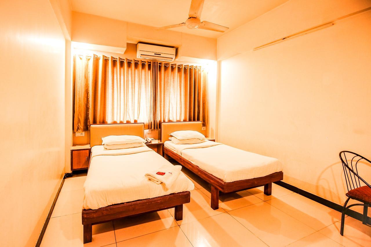 Hotel Sangam Karād Eksteriør bilde